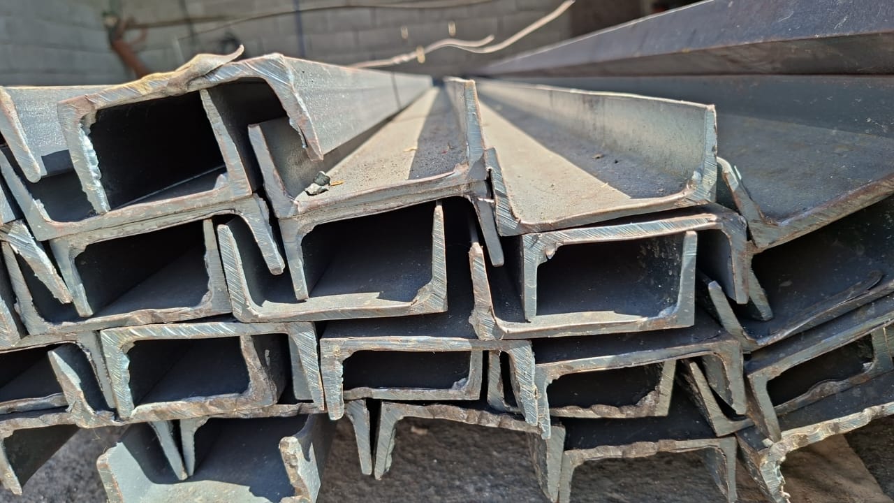 نبشي و ناوداني